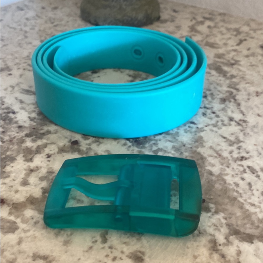 NIB C4 Belt and Buckle